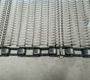 V Shape Stainless Steel Food Industry Conveyor Systems Belt Mesh Wire