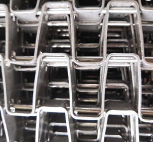 Custom 20cm-200cm Flat Wire Stainless Steel Mesh Belt For Manufacturing Plant