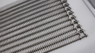 Stainless Steel SUS304 Wire Spiral Mesh Belt Bakery Conveyor
