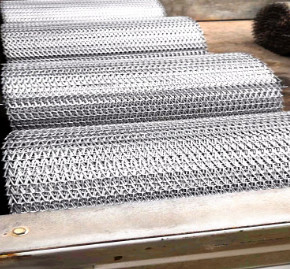 Customized Food Industry Diamond Mesh Steel Plate Conveyor Belt