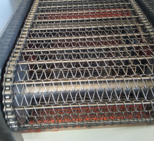 316 Stainless Steel Expanded Metal Diamond Mesh Wire Conveyor Belt For Egg Tray Dryers